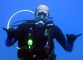 Hang loose!! Maui, 2006.